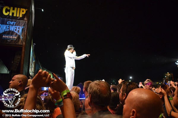 View photos from the 2013 Wolfman Jack Stage - Kid Rock/The Doobie Brothers/Jared James Nichols Photo Gallery